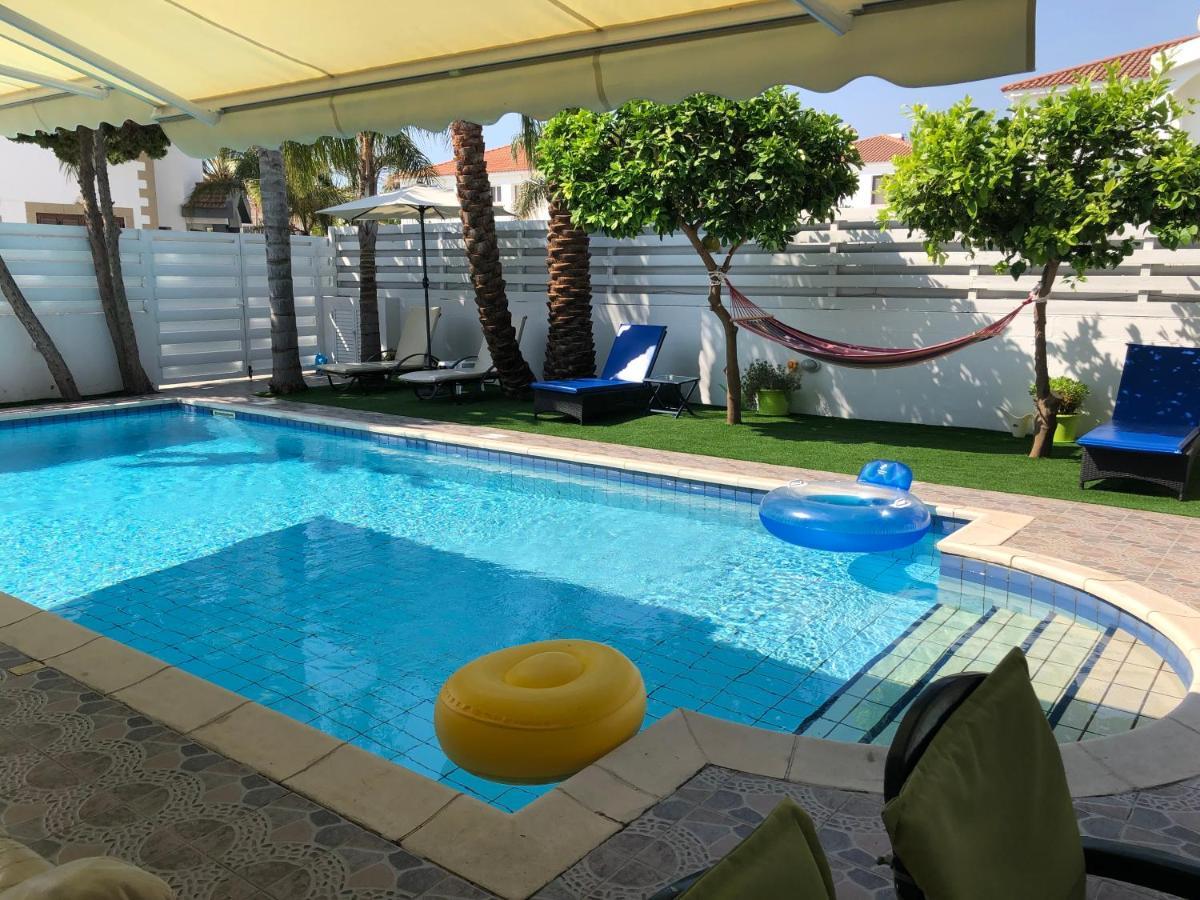 Villa Andy-350 M From The Beach Ларнака Экстерьер фото