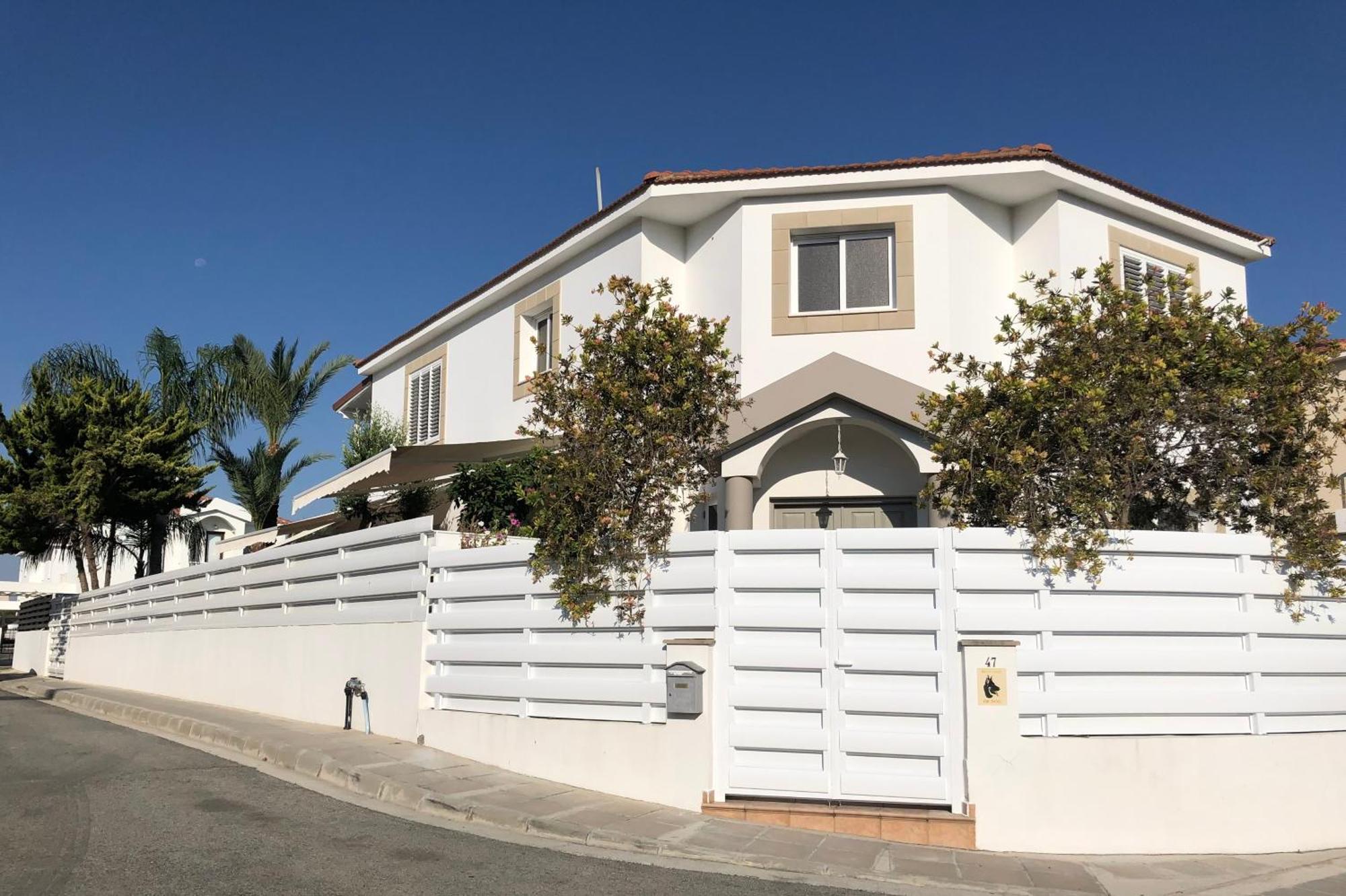 Villa Andy-350 M From The Beach Ларнака Экстерьер фото
