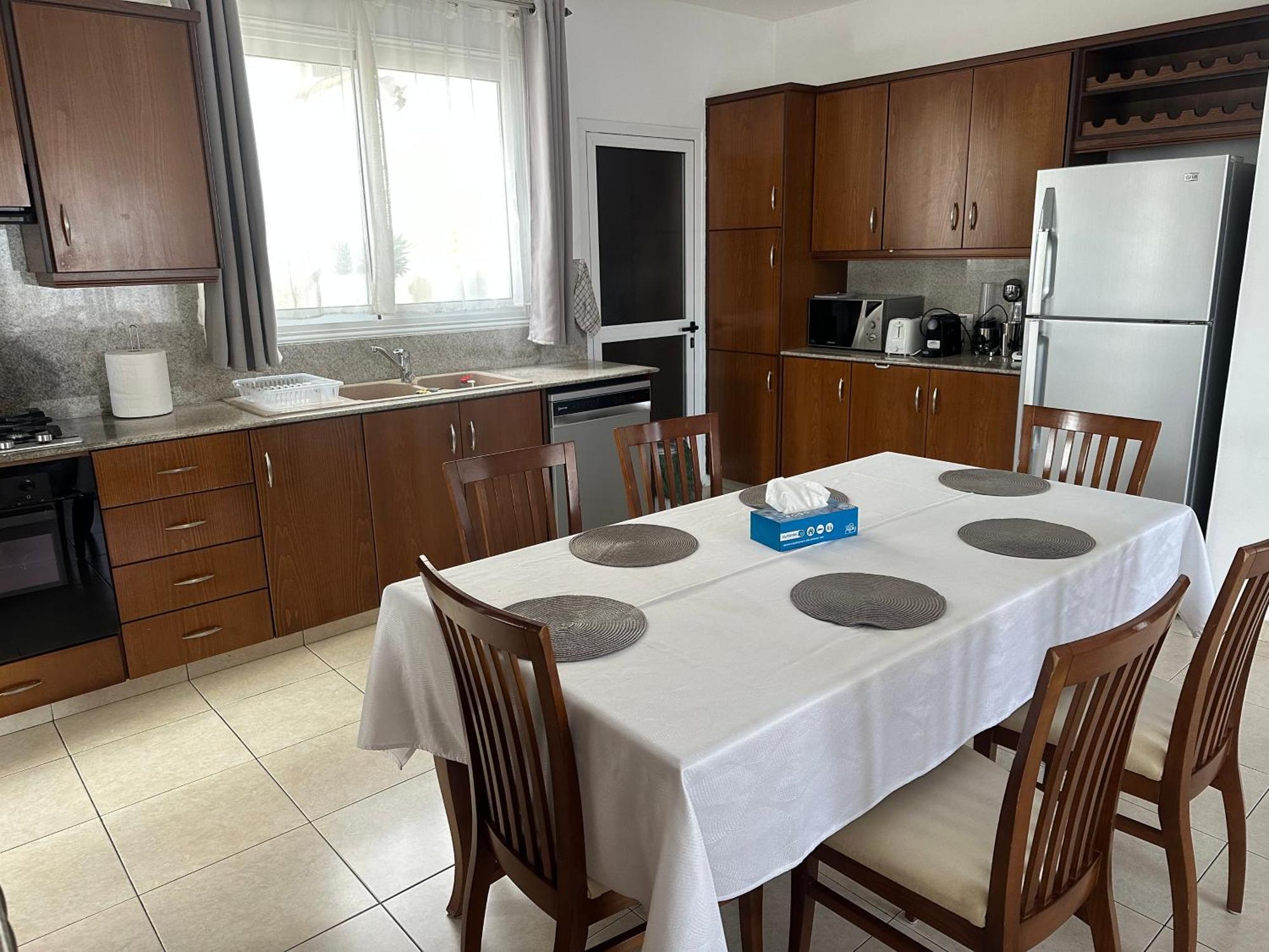 Villa Andy-350 M From The Beach Ларнака Экстерьер фото